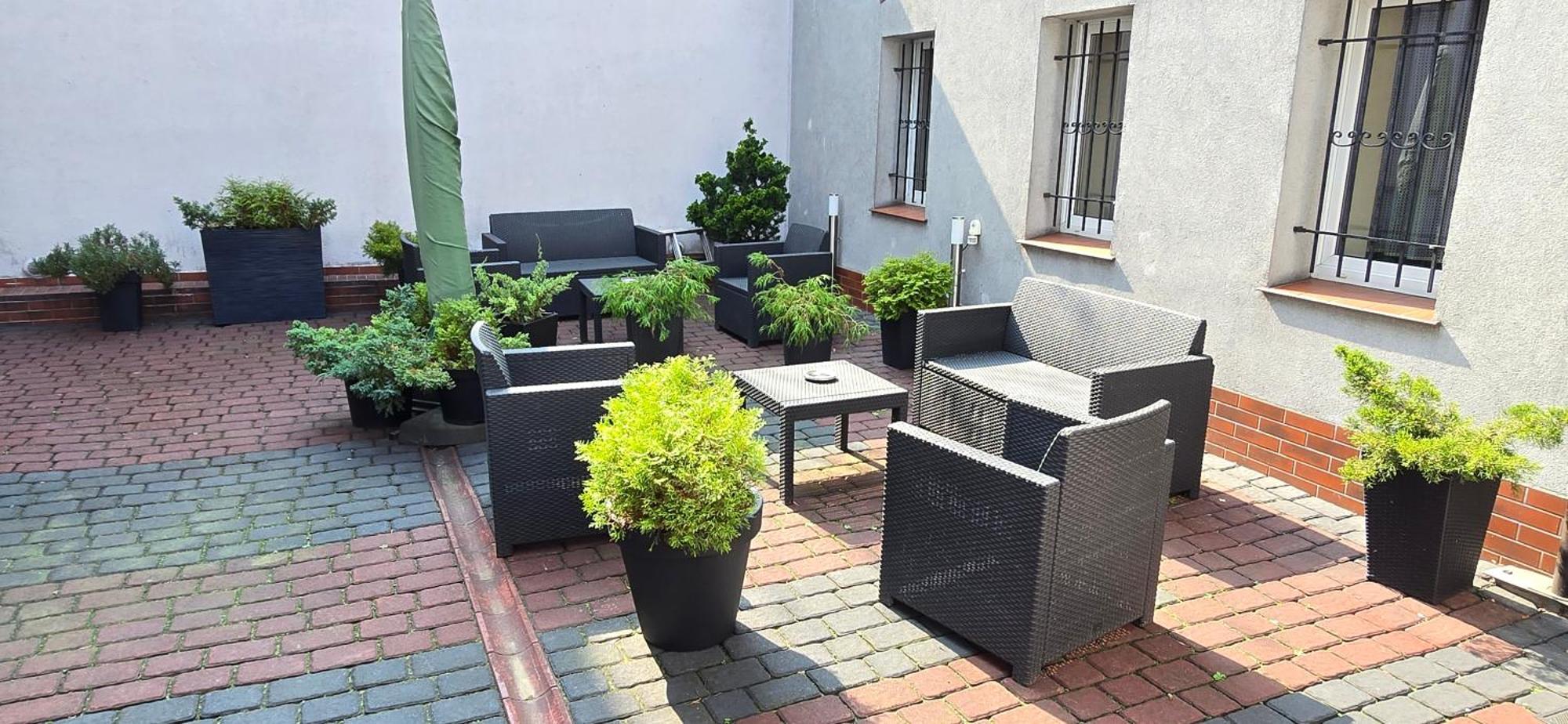 Aparthouse Apartamenty Centrum - In The City Center Near The Train Station Катовице Екстериор снимка